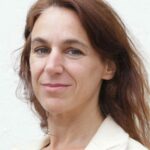 Photo de la co-cheffe d'équipe de l'équipe n°2 de l'IRSL : Professeure Emmanuelle CLAPPIER (Génome et Cancer)