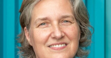 Photo de la cheffe d'équipe de l'équipe n°18 de l'IRSL : PU-PH Jacqueline LEHMANN-CHE (Physiopathologie des cancers du sein)