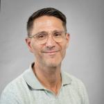 Photo du chef d'équipe de l'équipe n°9 de l'IRSL :PhD, HDR, DR1 INSERM Karl BALABANIAN (Niches lymphoïdes, chimiokines et syndromes immuno-hématologiques)